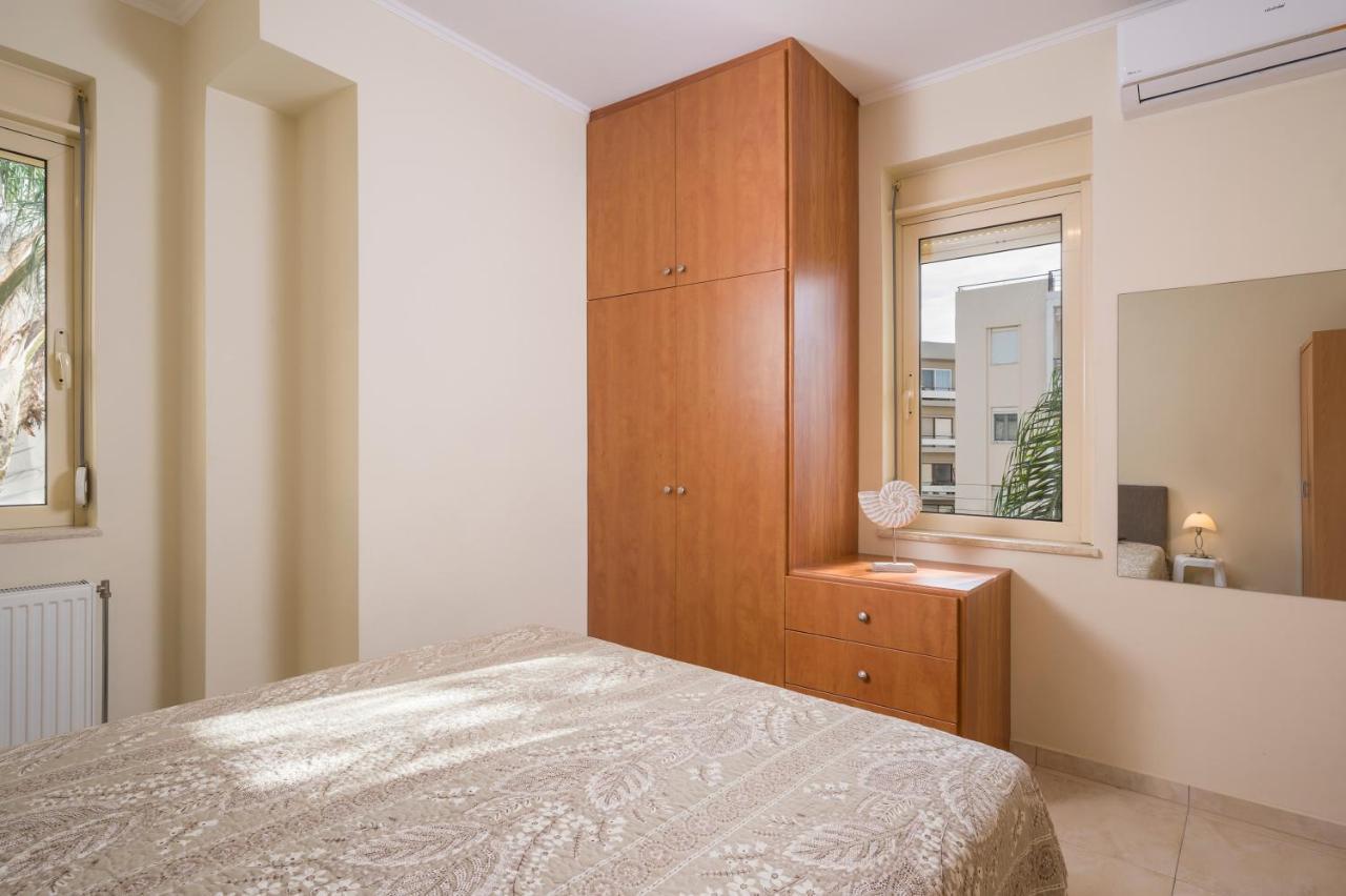 Luxury Coastal Retreat, Mountain View Balcony With Palm Trees & Parking Apartment Chania  Exterior photo