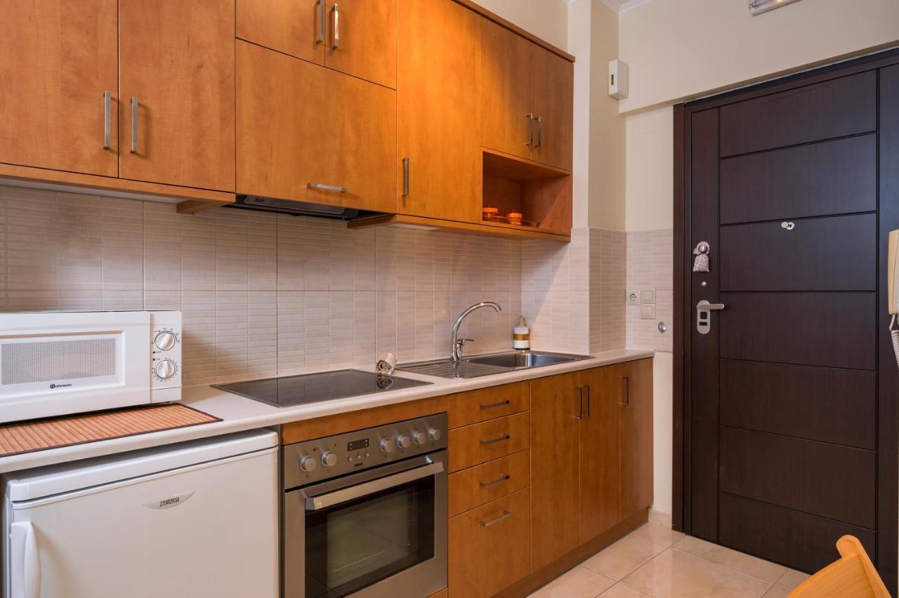 Luxury Coastal Retreat, Mountain View Balcony With Palm Trees & Parking Apartment Chania  Exterior photo